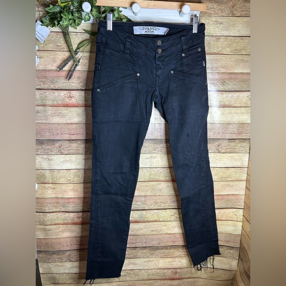 Nikita Double Button Black Denim Street Wear Jeans Size 25